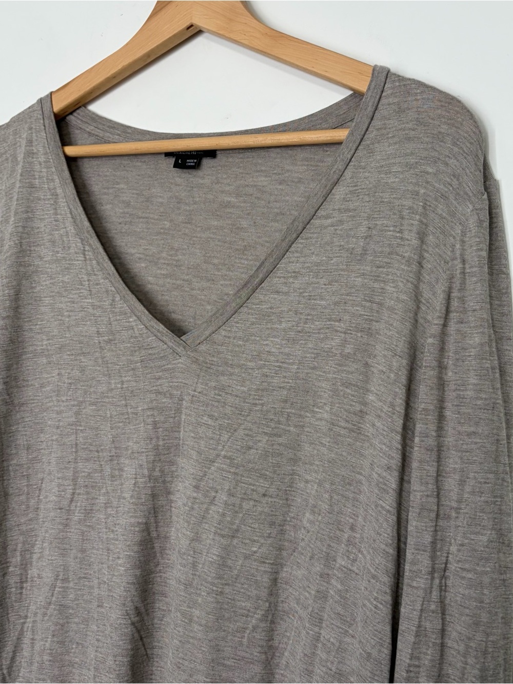 Lafayette 148 New York V-Neck Long Sleeve Top in Gray Size Large Minimalist - Picture 4 of 13